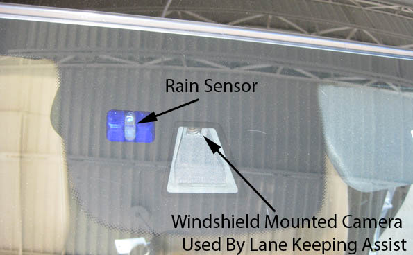 2010 E-Class Lane Keeping Assist Camera